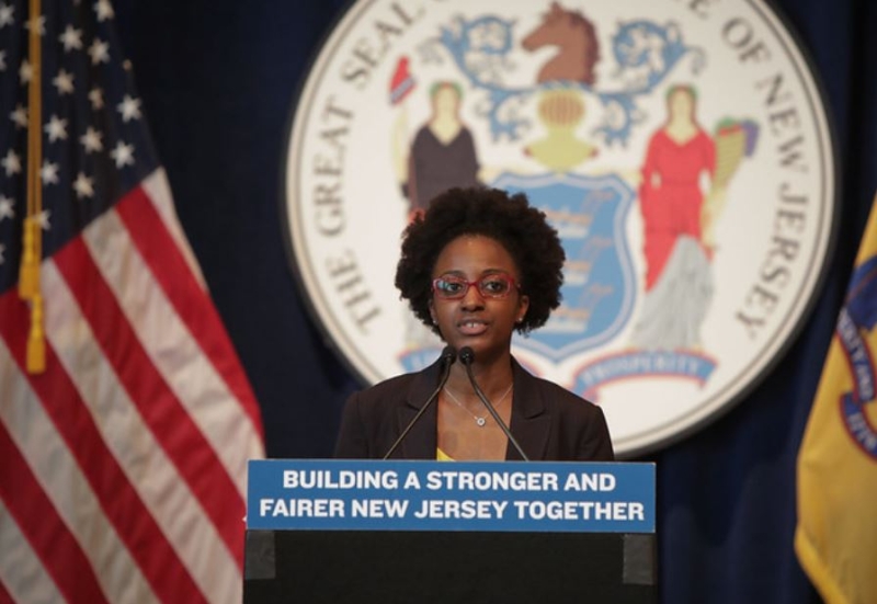 Cannabis panel debates how to help applicants with prior Marijuana